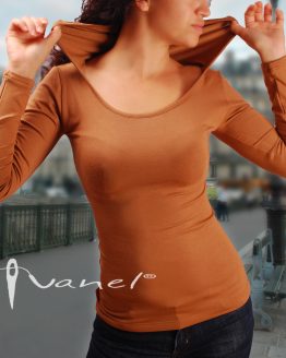 Блуза с качулка и дълги ръкави (Copy)