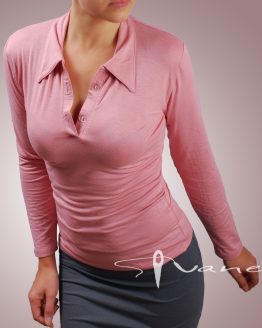 Блуза с копчета на деколтето и якичка с дълъг ръкав