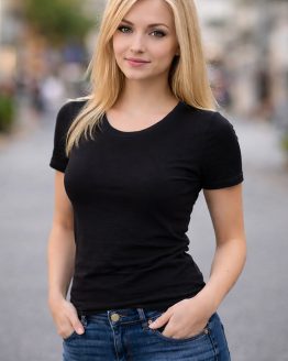 Блуза класическо обло деколте и къс ръкав