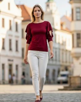 Блуза с 3/4 отворени къдрави ръкави с маншет и обло деколте