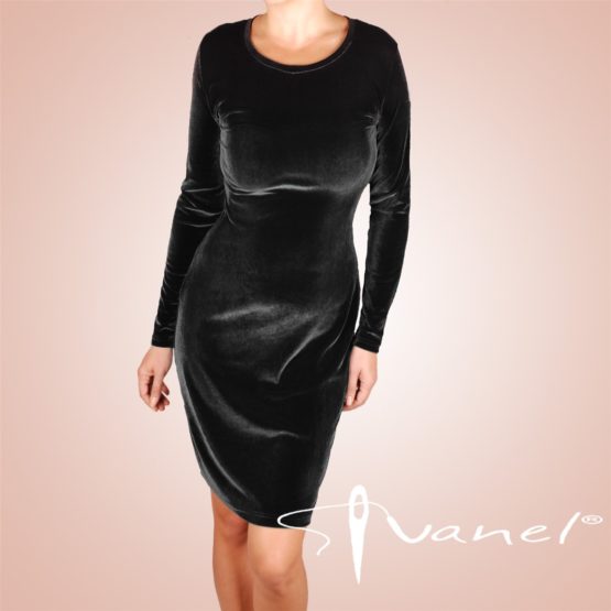 плюшена рокля черна с обло деколте, черен плюш, black velvet dress